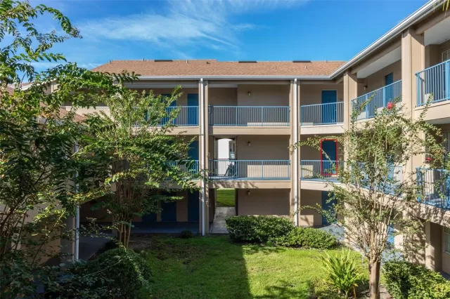 MLS: S5074361 Condo For Sale