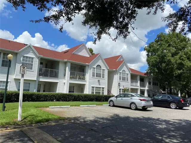 MLS: S5074894 Condo For Sale