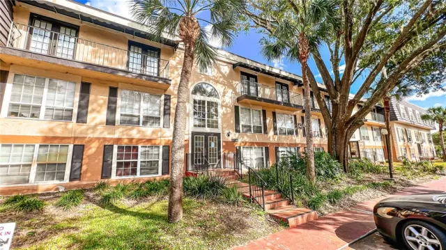 MLS: S5076670 Condo For Sale