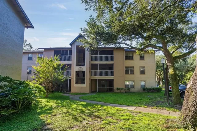 MLS: S5080657 Condo For Sale