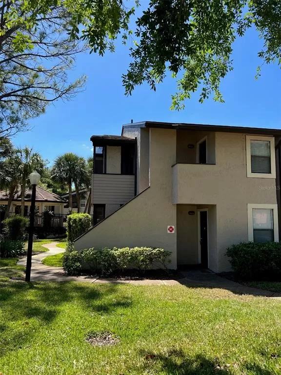 MLS: S5082499 Condo For Sale