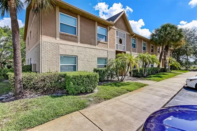 MLS: S5083967 Condo For Sale