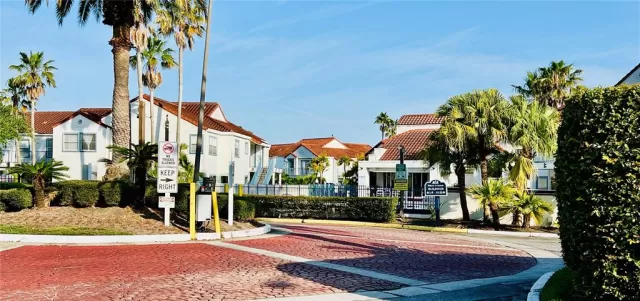 MLS: S5084678 Condo For Sale