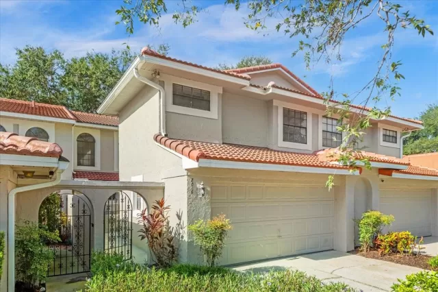 MLS: S5085246 Condo For Sale