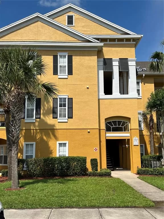 MLS: S5085436 Condo For Sale