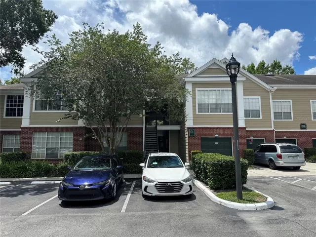 MLS: S5085904 Condo For Sale