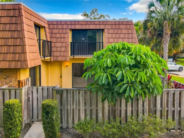 MLS: S5086600 Condo For Sale