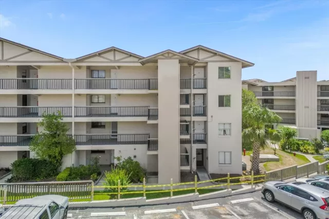 MLS: S5087592 Condo For Sale