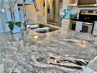 Photo #5: S5090349 Listing