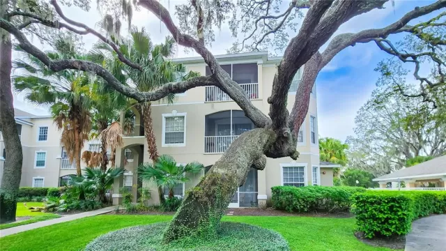 MLS: S5092200 Condo For Sale