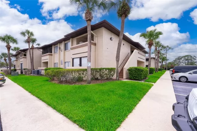 MLS: S5093063 Condo For Sale