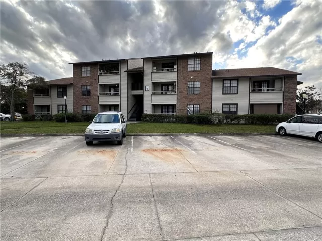 MLS: S5097102 Condo For Sale