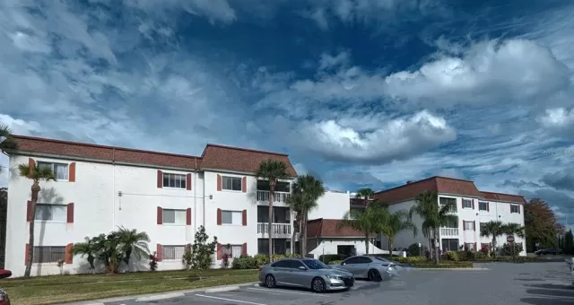 MLS: S5097307 Condo For Sale