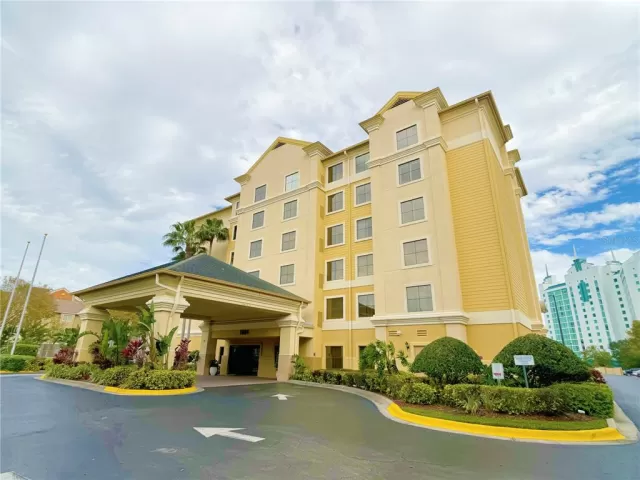 MLS: S5098440 Condo For Sale