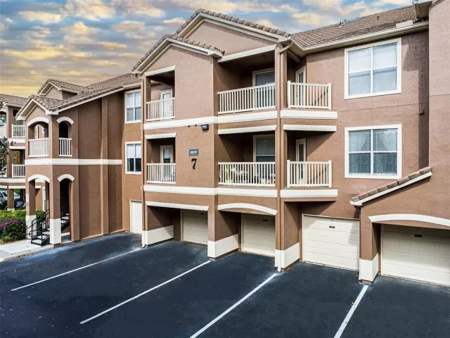 MLS: S5099208 Condo For Sale