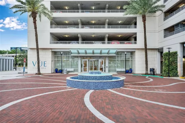 MLS: S5100554 Condo For Sale