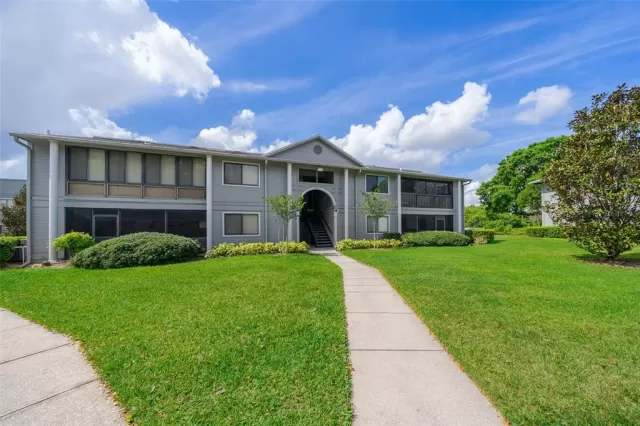 MLS: S5105676 Condo For Sale