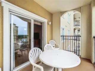 Photo #4: S5107182 Listing