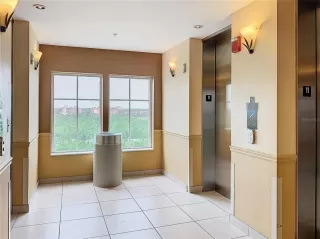 Photo #5: S5107182 Listing