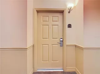 Photo #6: S5107182 Listing