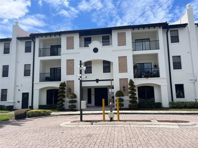 MLS: S5108168 Condo For Sale