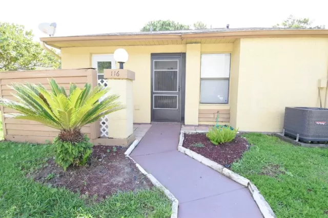 MLS: S5108254 Condo For Sale