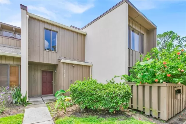 MLS: S5108677 Condo For Sale