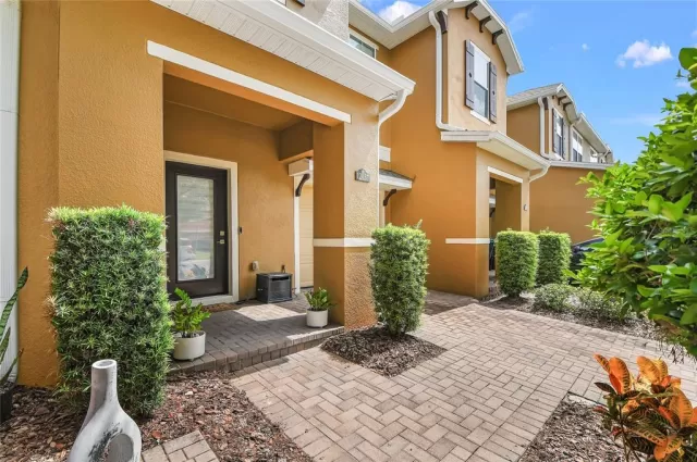 MLS: S5109011 Condo For Sale