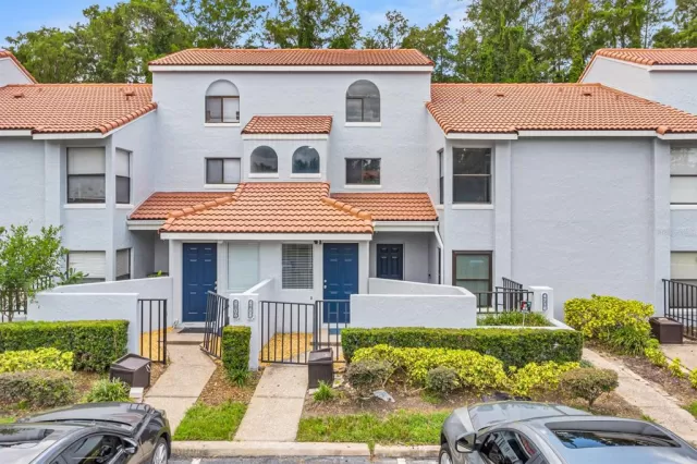 MLS: S5109182 Condo For Sale