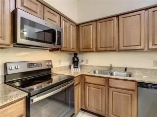 Photo #6: S5110186 Listing 