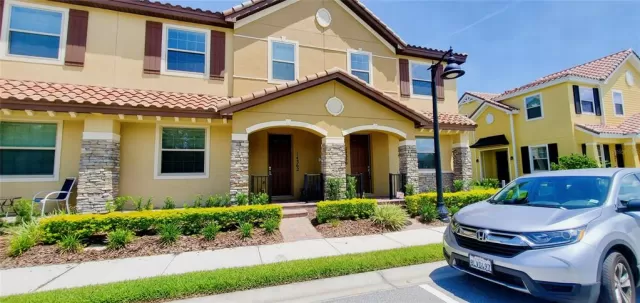 MLS: S5111596 Condo For Sale