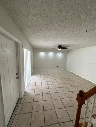 Photo #3: S5112015 Listing