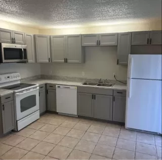 Photo #4: S5112015 Listing