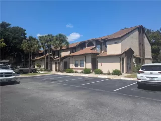 Photo #3: S5112682 Listing