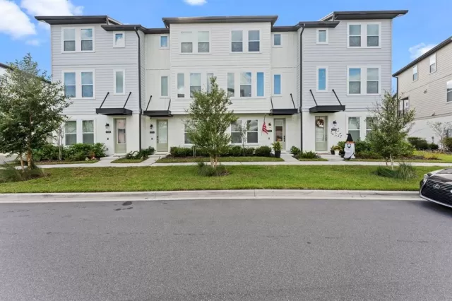 MLS: S5114192 Condo For Sale