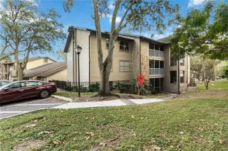 More Details about MLS # S5115284 : 976 LEEWARD PLACE UNIT 102