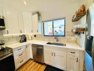 Photo #5: S5116714 Listing