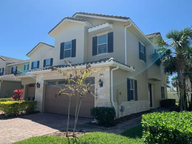 MLS: S5116750 Condo For Sale