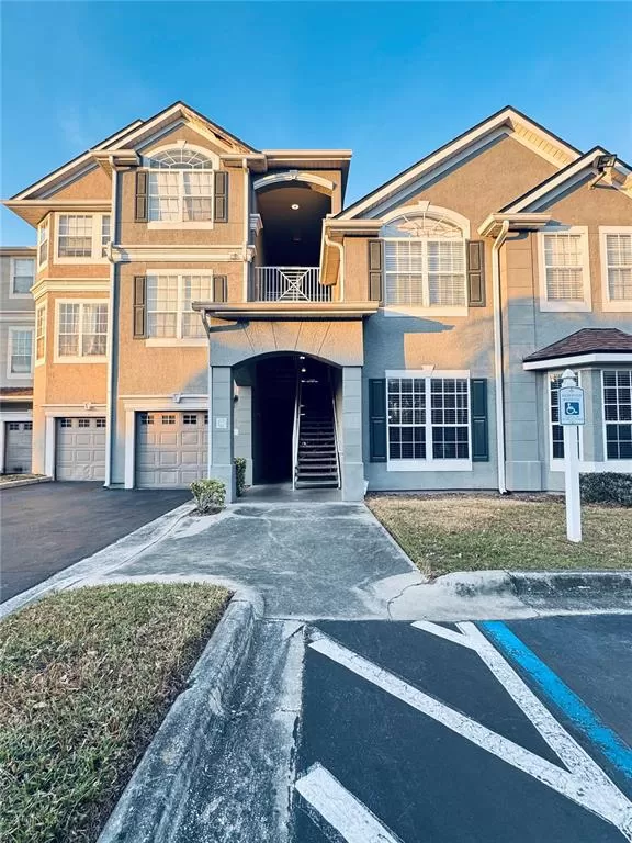 MLS: S5117023 Condo For Sale