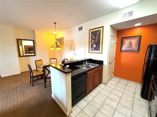 Photo #6: S5119899 Listing