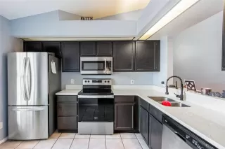 Photo #5: S5120526 Listing