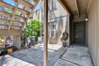 Photo #4: S5120559 Listing