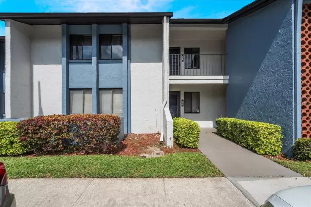 MLS: S5121353 Condo For Sale