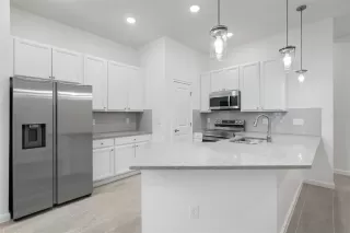 Photo #3: S5122393 Listing