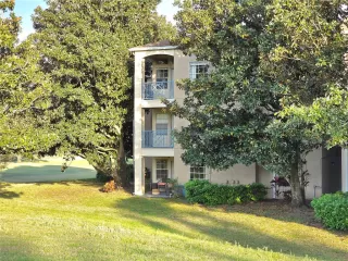 Photo #4: S5122671 Listing 