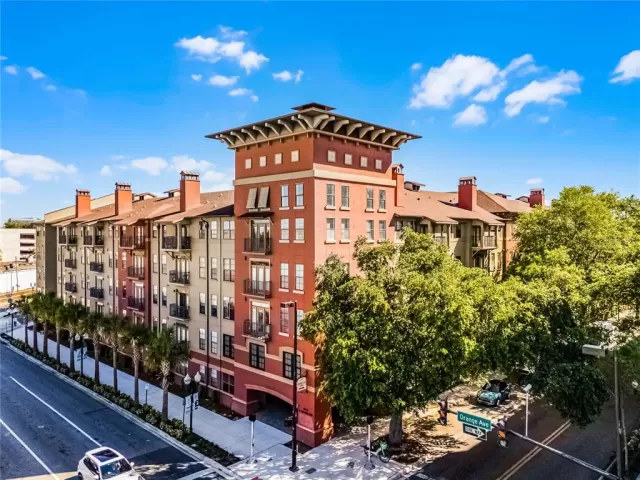 MLS: S5122935 Condo For Sale