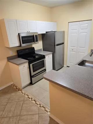 Photo #4: S5123738 Listing 