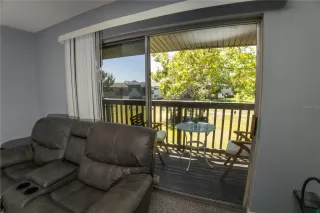 Photo #5: S5125345 Listing