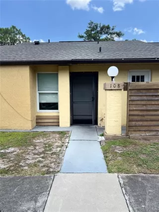 More Details about MLS # S5126493 : 108 CREEKSIDE WAY