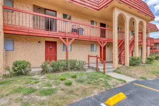 Photo #3: S5126578 Listing